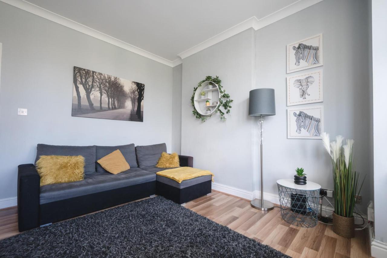 Luxury Apartment In Борнмут Екстер'єр фото