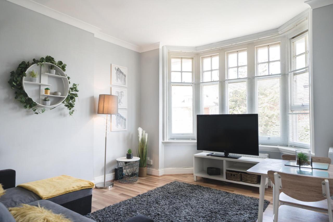 Luxury Apartment In Борнмут Екстер'єр фото