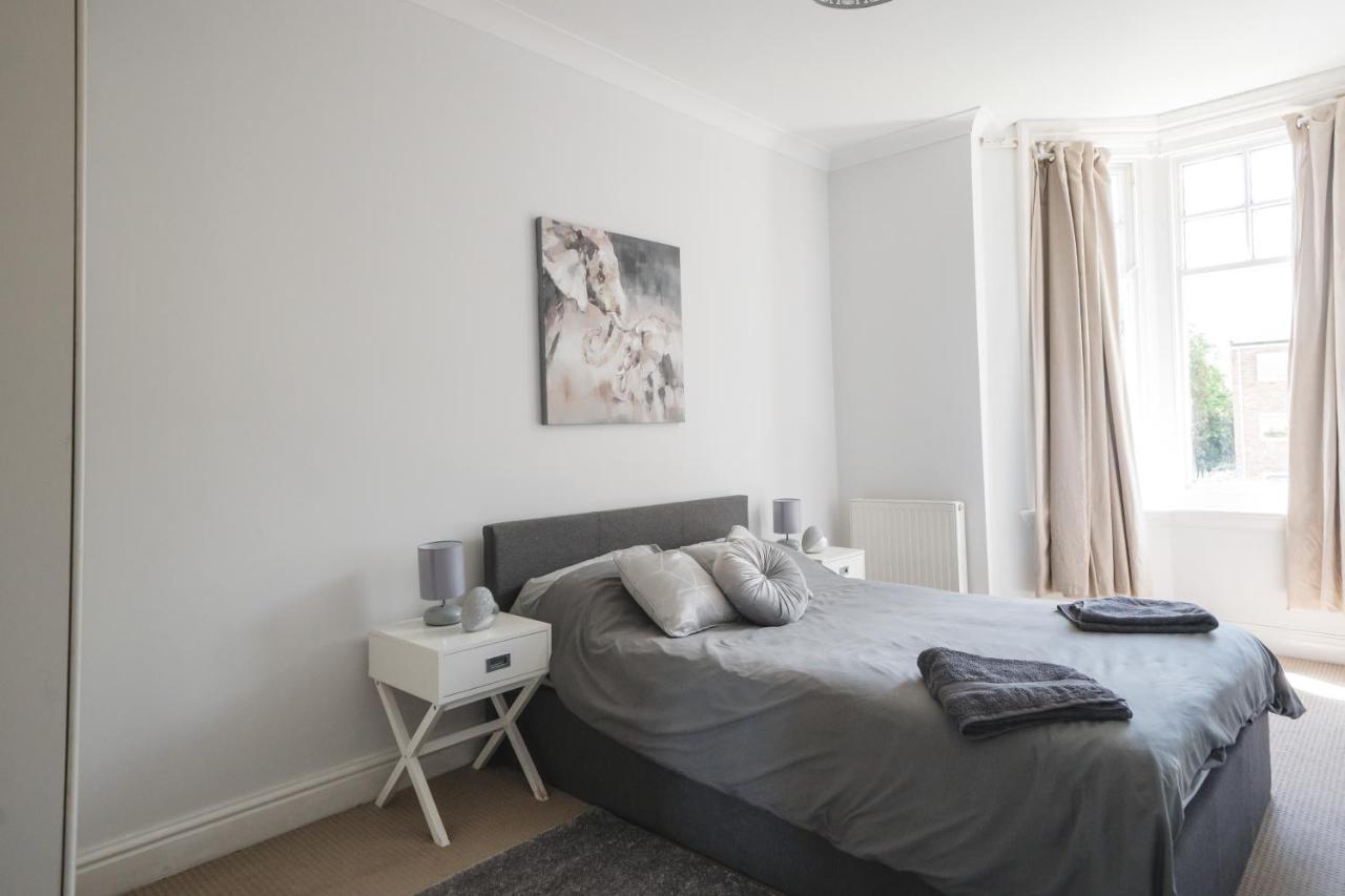 Luxury Apartment In Борнмут Екстер'єр фото